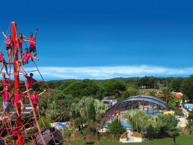 Camping Officiel Siblu Mer Et Soleil Hotell Saint-Georges-d'Oleron Eksteriør bilde
